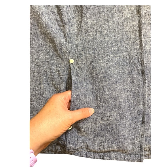 Chico's Linen Blend Crossdye Vest Size XL Chambray Dark Blue Lagenlook Versatile - Picture 3 of 5